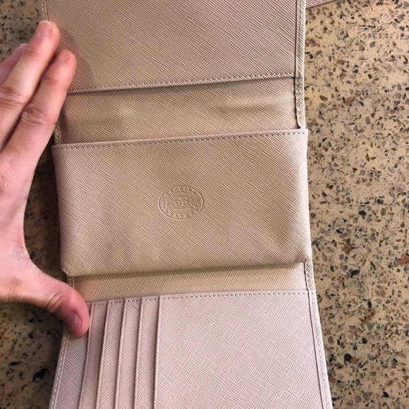 Dusty Rose Roots clutch with gold chain - Picture 3 of 3